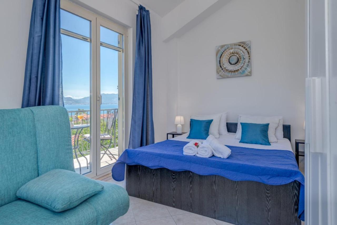 Holiday Home Kalinic スラティネ エクステリア 写真