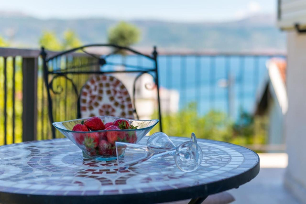Holiday Home Kalinic スラティネ エクステリア 写真