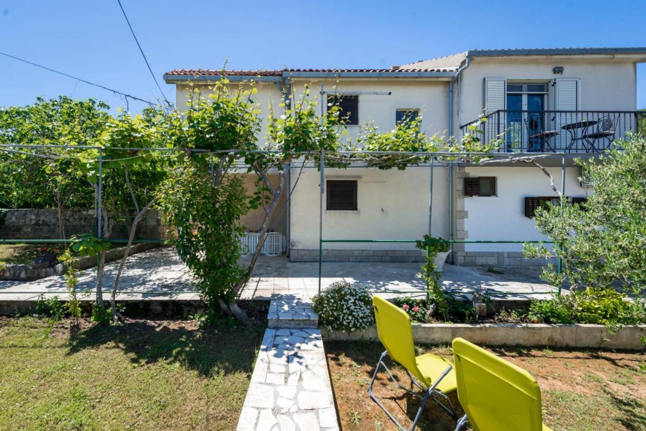 Holiday Home Kalinic スラティネ エクステリア 写真