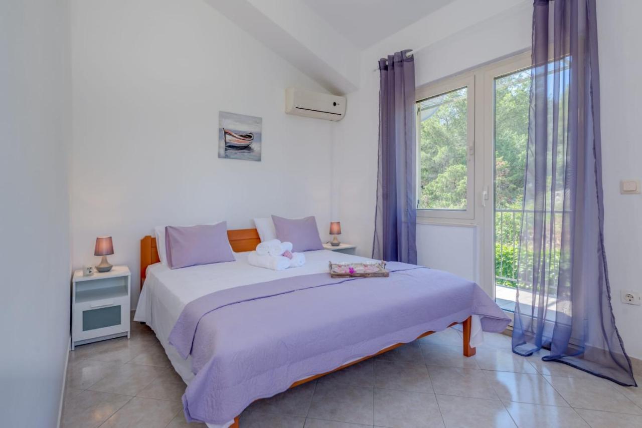 Holiday Home Kalinic スラティネ エクステリア 写真